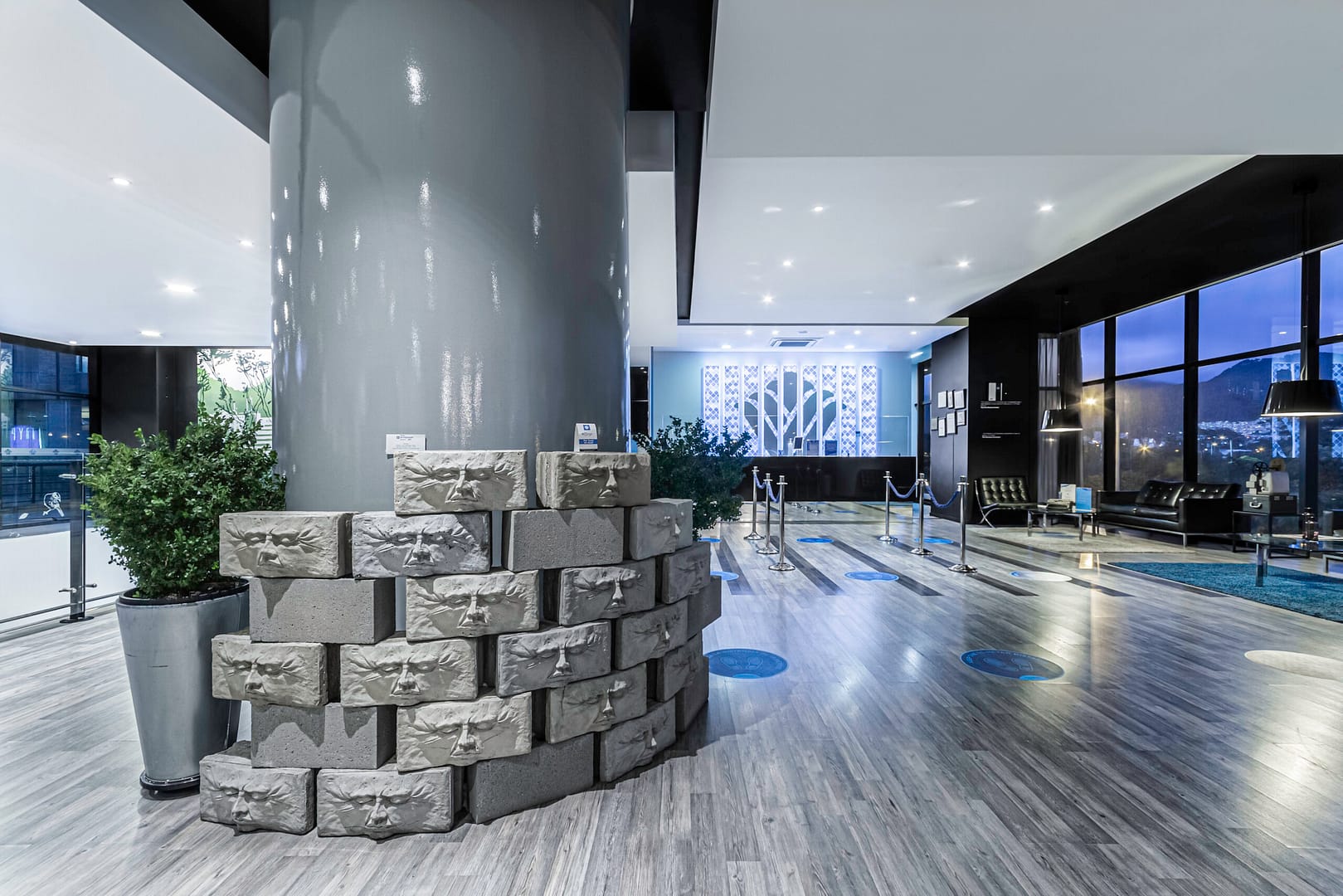 Lobby Hotel Wyndham Bogota