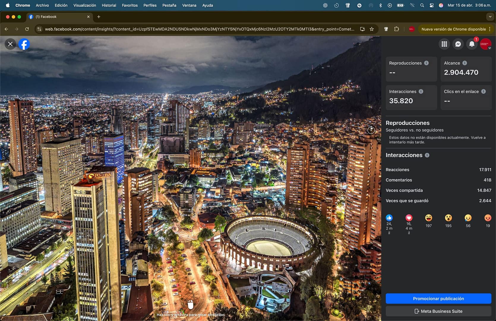 Panorámica aérea nocturna de Bogotá capturada con drone